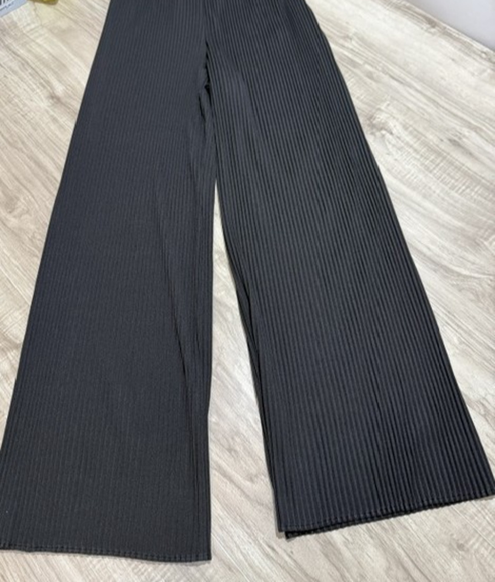 NWT Uniglo Women's Pleated Material Drawstring Straight Pants - Black - Size XS